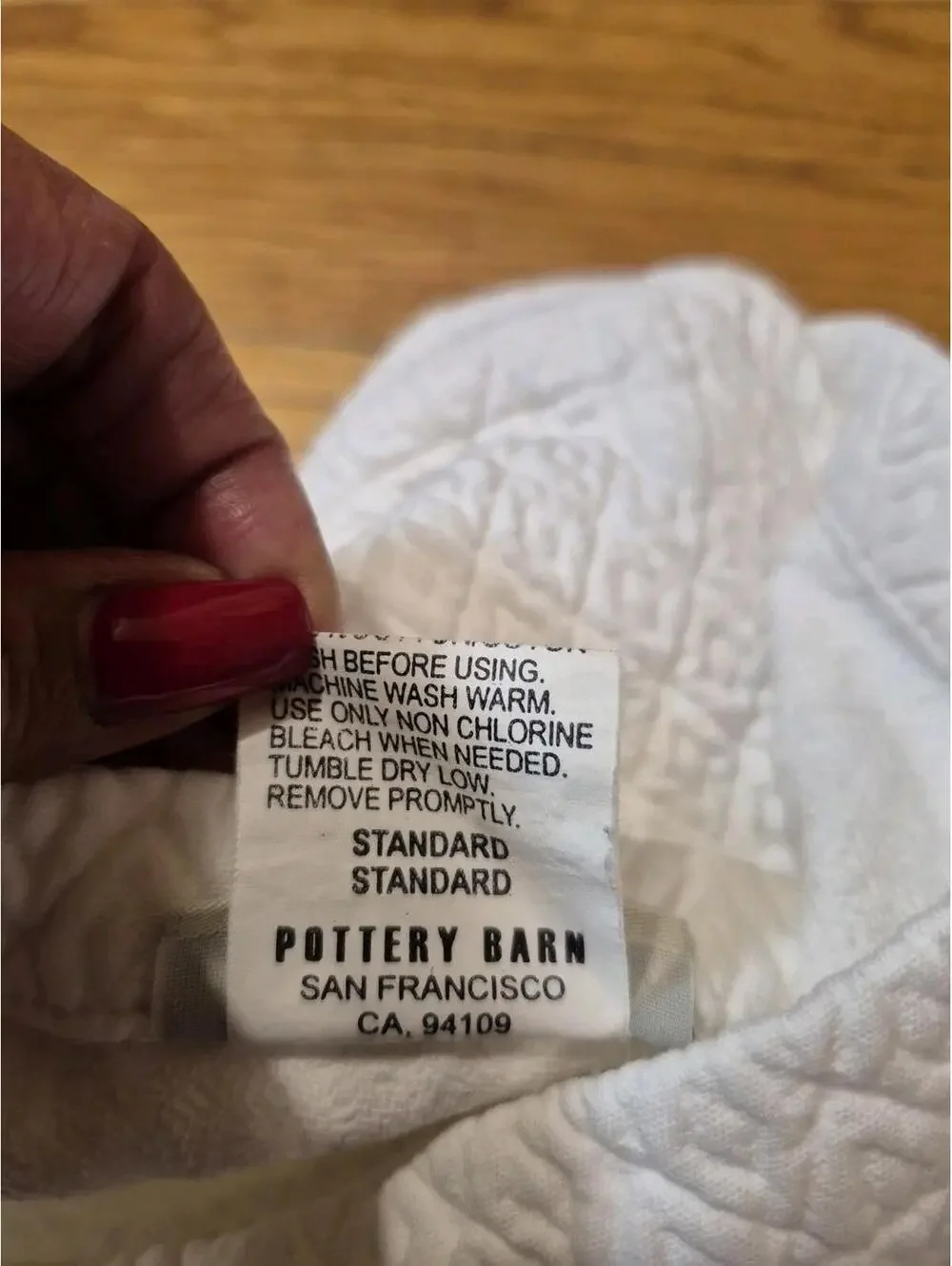 Pottery Barn White Quilted Standard Shams- Set of 2, Cottagecore,Classic